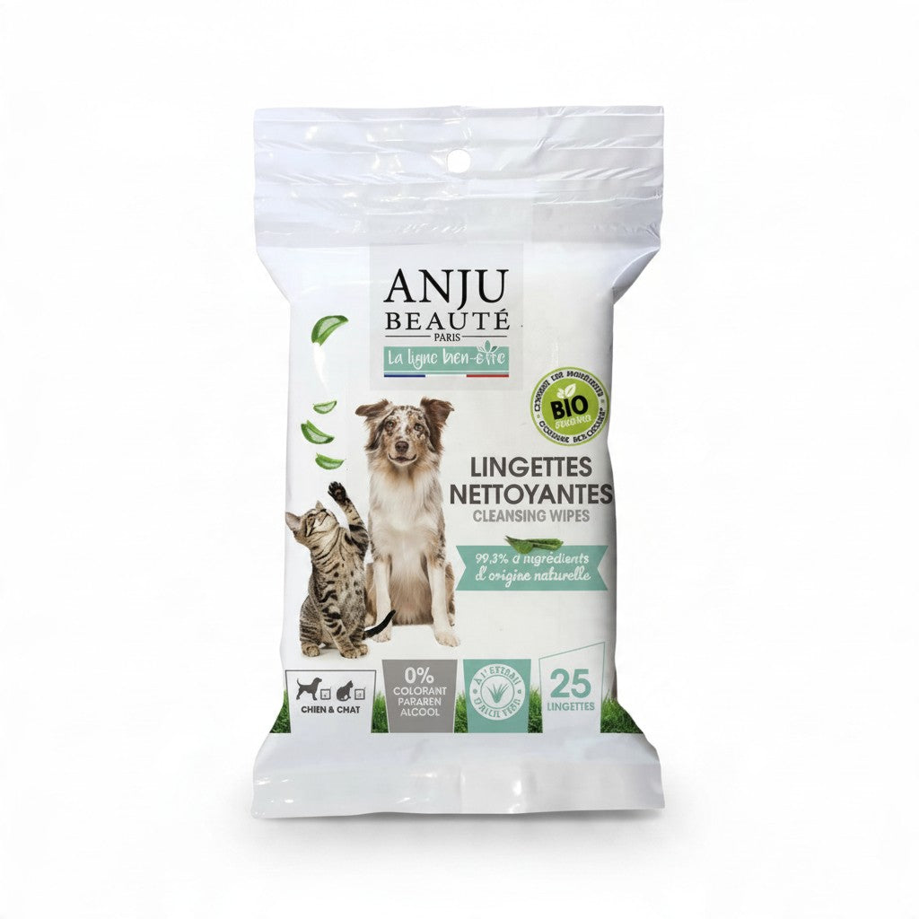 Paquet blanc de 25 lingettes nettoyantes bio Anju Beauté Ecosoin, avec l’illustration d’un chien et d’un chat, le logo Bio et la mention 99,3 % d’ingrédients d’origine naturelle